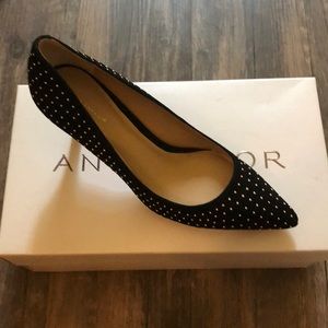 Ann Taylor Heels size 6